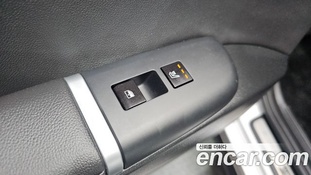 Hyundai Grandeur (GN7) 2,5 Gasoline 2WD Premium 2025 — фото 19