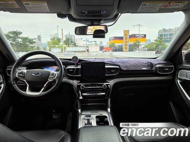 Ford Explorer (VI) 3.0 PHEV 2021 — фото 16