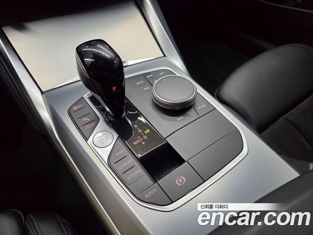 BMW 4 Series (G22) 420i M Sport Coupe 2022 — фото 9