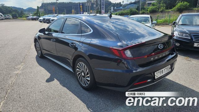 Hyundai Sonata Hybrid (DN8) Premium Family 2021 — фото 4