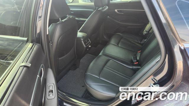 Hyundai Sonata Hybrid (DN8) Premium Family 2021 — фото 15