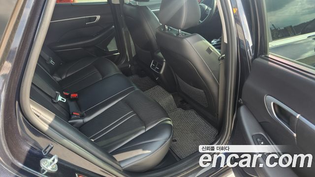 Hyundai Sonata Hybrid (DN8) Premium Family 2021 — фото 19