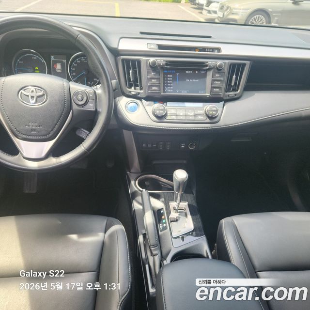Toyota RAV4 2.5 4WD Hybrid 4th 2017 — фото 7