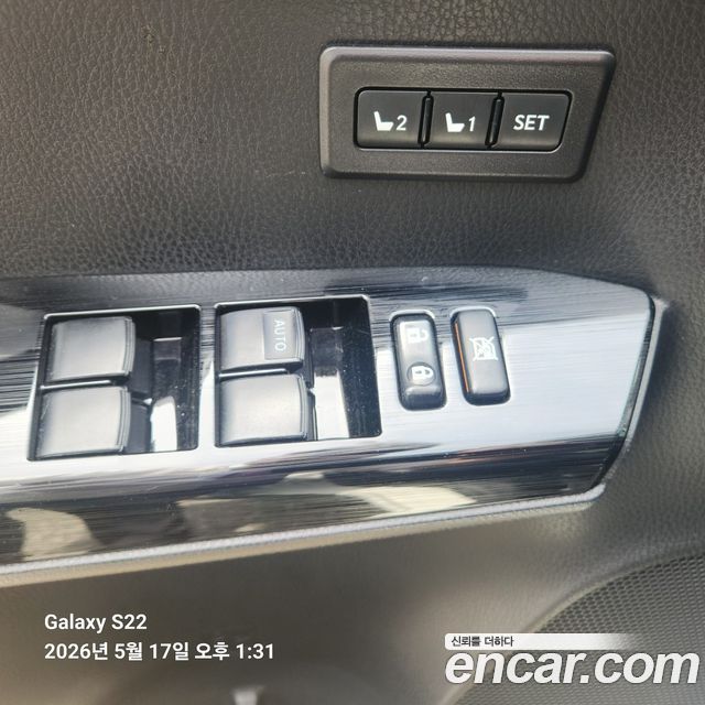 Toyota RAV4 2.5 4WD Hybrid 4th 2017 — фото 22