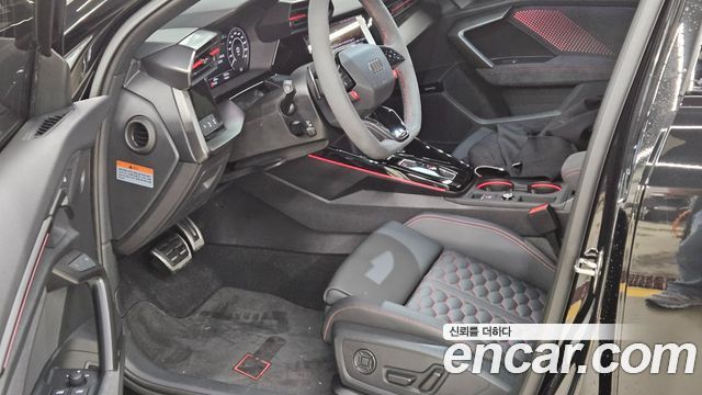Audi RS3 (8Y) 2.5 TFSI Quattro Carbon Edition 2025 — фото 8