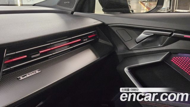 Audi RS3 (8Y) 2.5 TFSI Quattro Carbon Edition 2025 — фото 19
