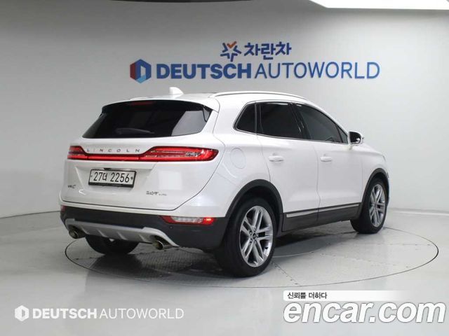 Lincoln MKC 2.0 AWD 2017 — фото 2