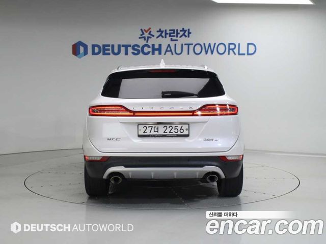 Lincoln MKC 2.0 AWD 2017 — фото 4