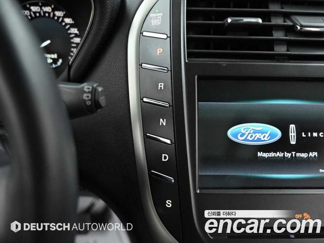 Lincoln MKC 2.0 AWD 2017 — фото 9