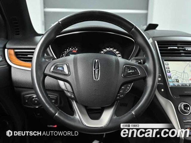 Lincoln MKC 2.0 AWD 2017 — фото 17