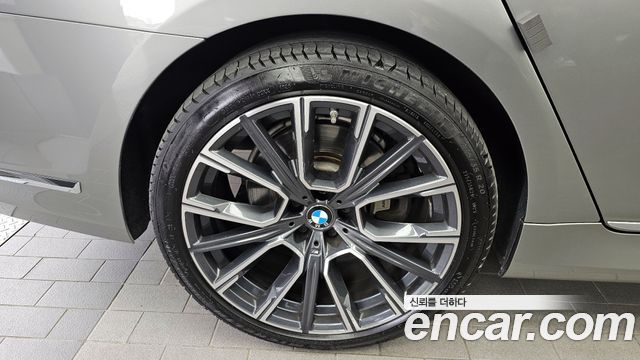 BMW 7 Series (G11) 730Ld xDrive M Sport 2020 — фото 5