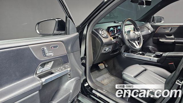 Mercedes-Benz GLB-Class (X247) GLB220 2021 — фото 12