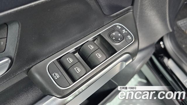 Mercedes-Benz GLB-Class (X247) GLB220 2021 — фото 27