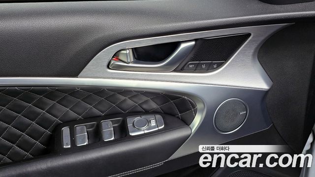 Genesis G70 3.3T Sport AWD Prestige 2019 — фото 20