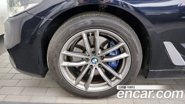 BMW 5 Series (G30) 530i xDrive M Sport Package Plus 2018 — фото 5