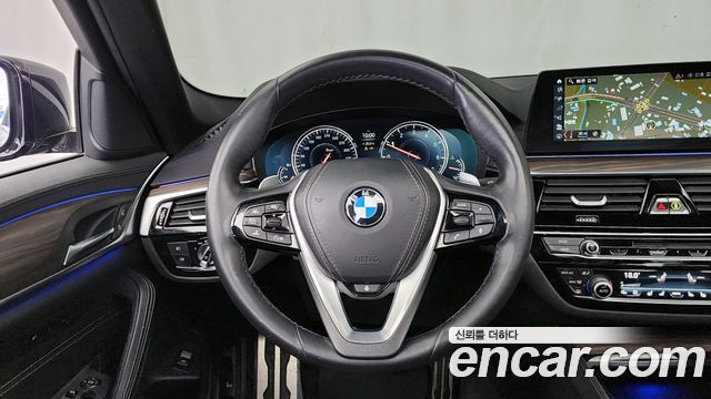 BMW 5 Series (G30) 530i xDrive M Sport Package Plus 2018 — фото 13