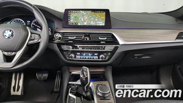 BMW 5 Series (G30) 530i xDrive M Sport Package Plus 2018 — фото 14