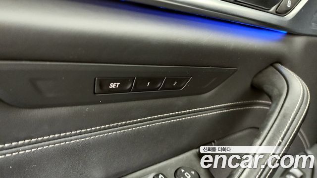 BMW 5 Series (G30) 530i xDrive M Sport Package Plus 2018 — фото 28