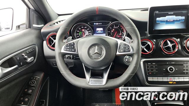 Mercedes-Benz GLA-Class (X156) GLA45 AMG 4MATIC 2019 — фото 17