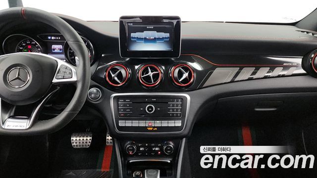 Mercedes-Benz GLA-Class (X156) GLA45 AMG 4MATIC 2019 — фото 18