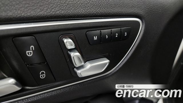 Mercedes-Benz GLA-Class (X156) GLA45 AMG 4MATIC 2019 — фото 22