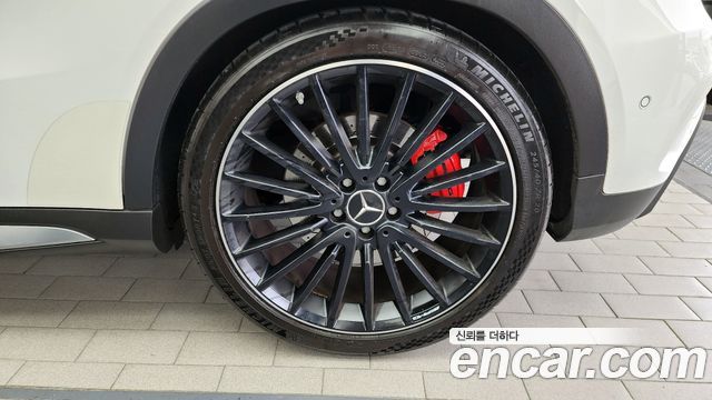 Mercedes-Benz GLA-Class (X156) GLA45 AMG 4MATIC 2019 — фото 27