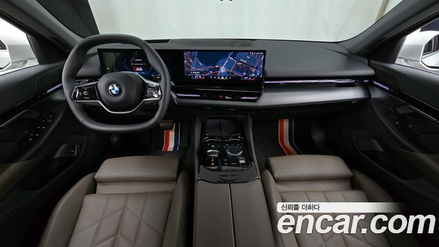 BMW 5 Series (G60) 520i 2024 — фото 7