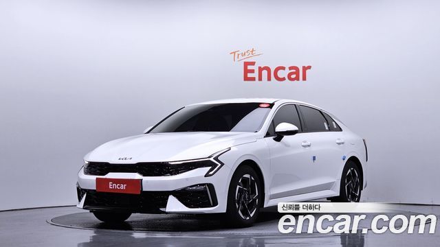 Kia K5 (III) 2.0 Prestige 2024 — фото 1