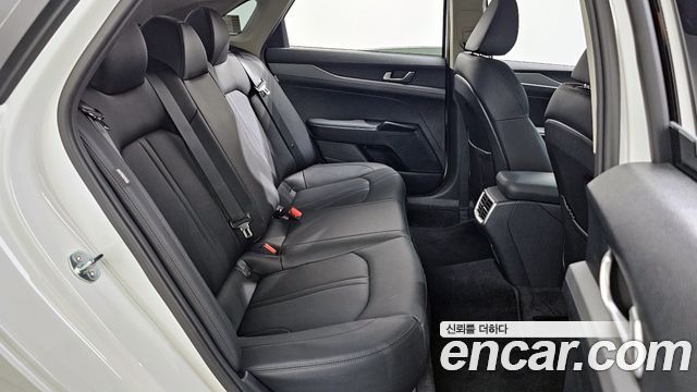 Kia K5 (III) 2.0 Prestige 2024 — фото 12