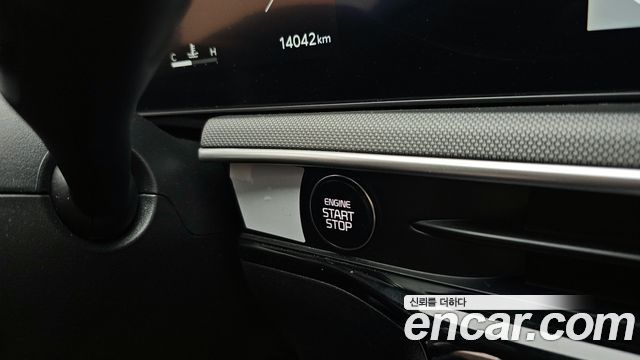 Kia K5 (III) 2.0 Prestige 2024 — фото 27