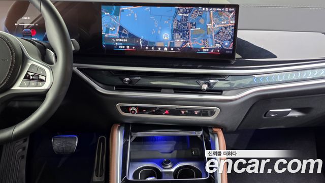 BMW X6 (G06) xDrive40i M Sport 2025 — фото 14
