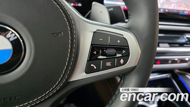 BMW X6 (G06) xDrive40i M Sport 2025 — фото 34