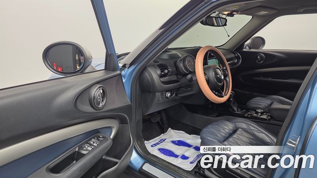MINI Cooper Clubman Dominick Edition 2nd 2018 — фото 10