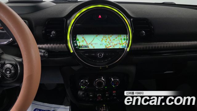 MINI Cooper Clubman Dominick Edition 2nd 2018 — фото 18