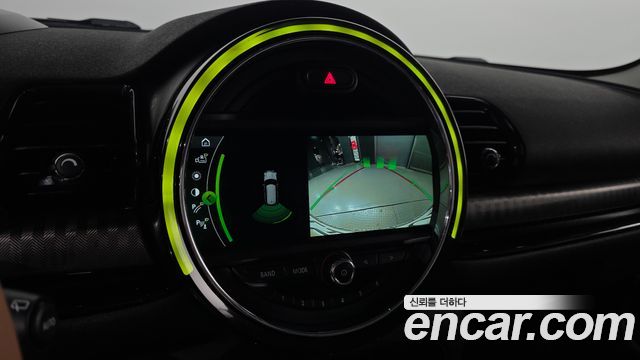 MINI Cooper Clubman Dominick Edition 2nd 2018 — фото 19