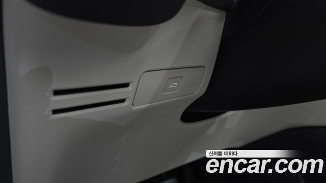 Volvo XC40 B4 Ultimate Bright 2023 — фото 31