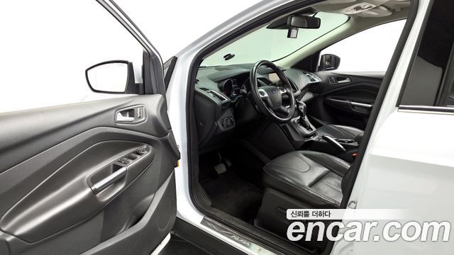 Ford Kuga (II) 2.0 Diesel Titanium 2016 — фото 10