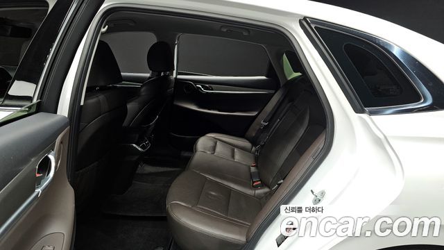 Hyundai Grandeur (IG) 2.5 Premium 2022 — фото 12