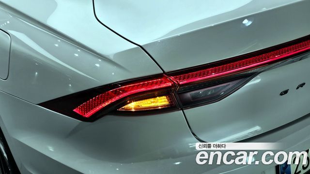 Hyundai Grandeur (IG) 2.5 Premium 2022 — фото 23