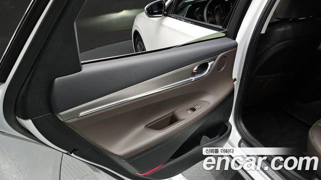 Hyundai Grandeur (IG) 2.5 Premium 2022 — фото 25