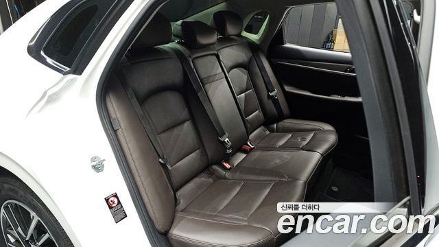 Hyundai Grandeur (IG) 2.5 Premium 2022 — фото 26