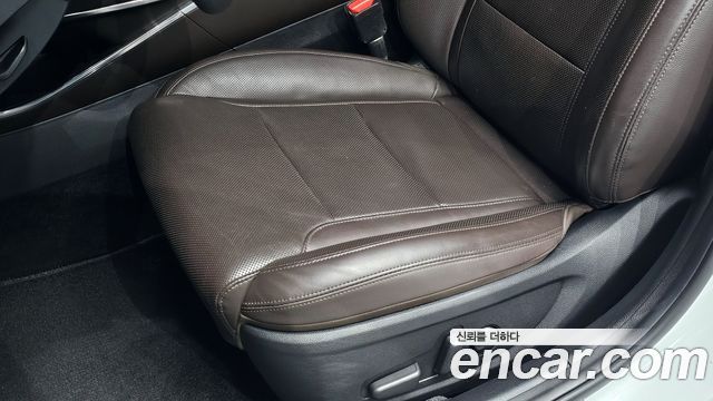 Hyundai Grandeur (IG) 2.5 Premium 2022 — фото 31