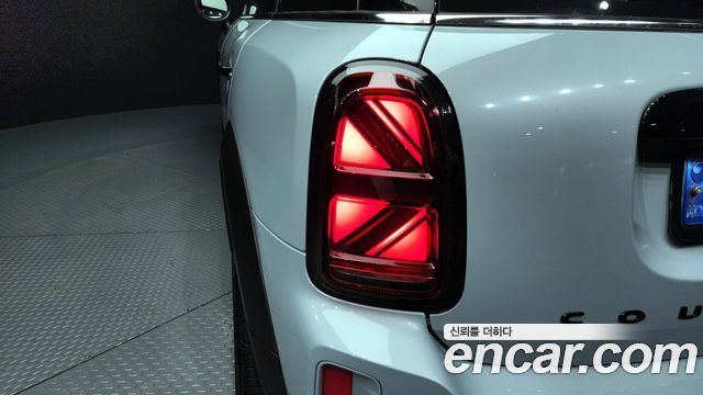 MINI Cooper S Countryman ALL4 Untamed Edition 2nd Gen 2023 — фото 23