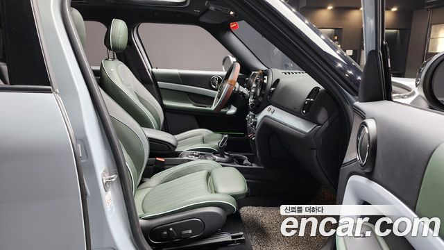 MINI Cooper S Countryman ALL4 Untamed Edition 2nd Gen 2023 — фото 26