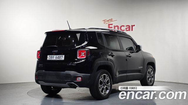 Jeep Renegade 2.0 Diesel Limited AWD 2017 — фото 2