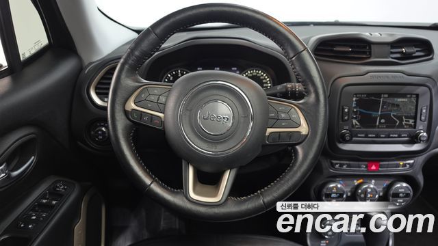 Jeep Renegade 2.0 Diesel Limited AWD 2017 — фото 12