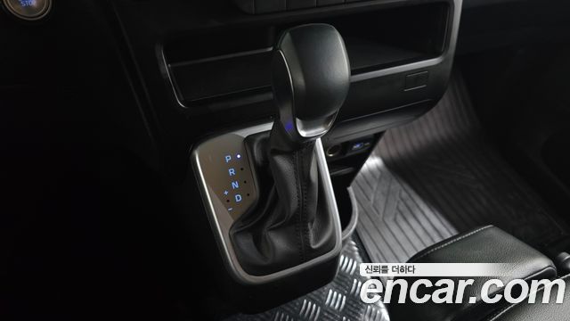 Hyundai Staria Cargo 3-Seater Modern 2023 — фото 9