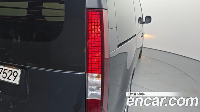 Hyundai Staria Cargo 3-Seater Modern 2023 — фото 23