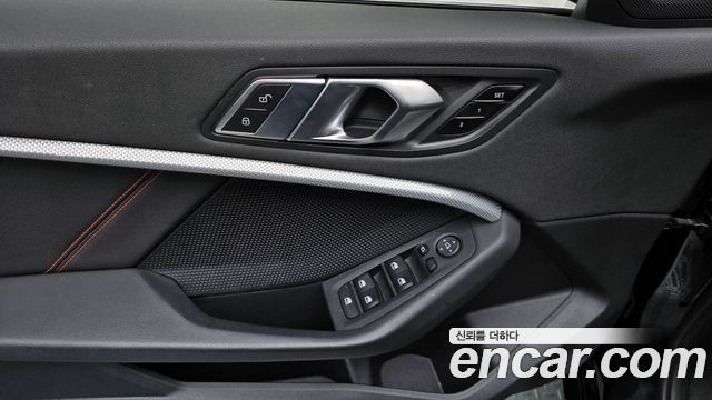 BMW 1 Series (F40) 118d Sport 2021 — фото 19