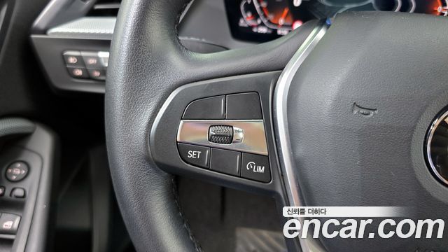 BMW 1 Series (F40) 118d Sport 2021 — фото 29